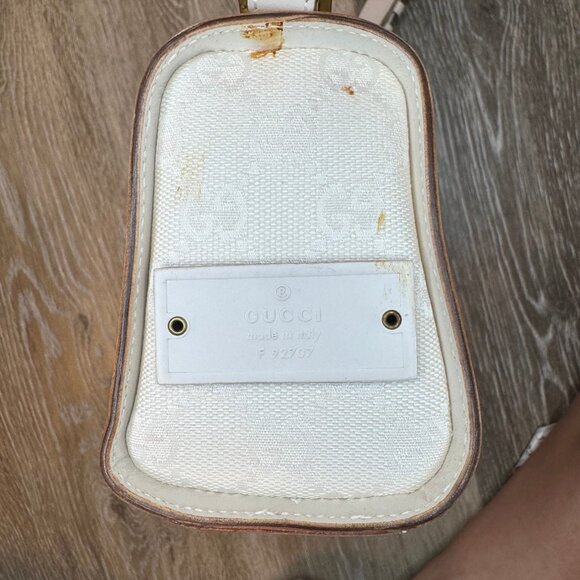 GUCCI- White Vintage Zip Shoulder Bag GG Canvas with Leather - Picture 6 of 13